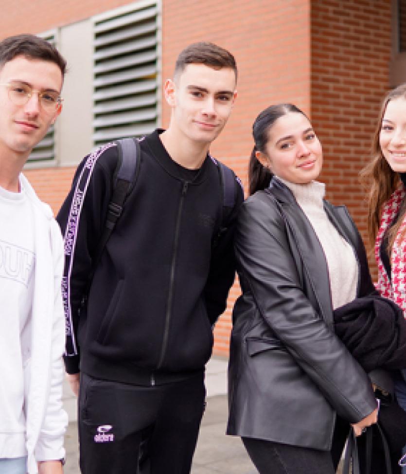 Admisiones - Becas